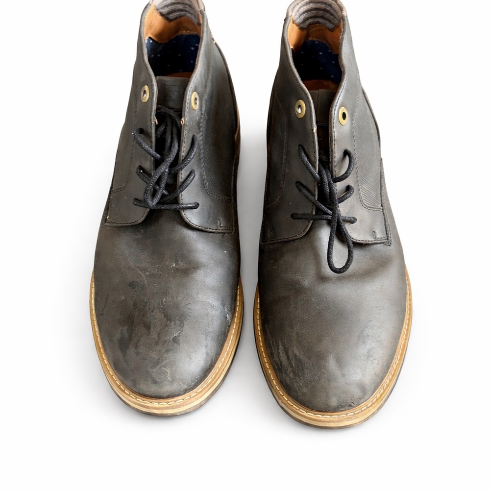Rye Black Leather Chukka Boots Men’s Size 10.5 Casual Lace Up Ankle Boots